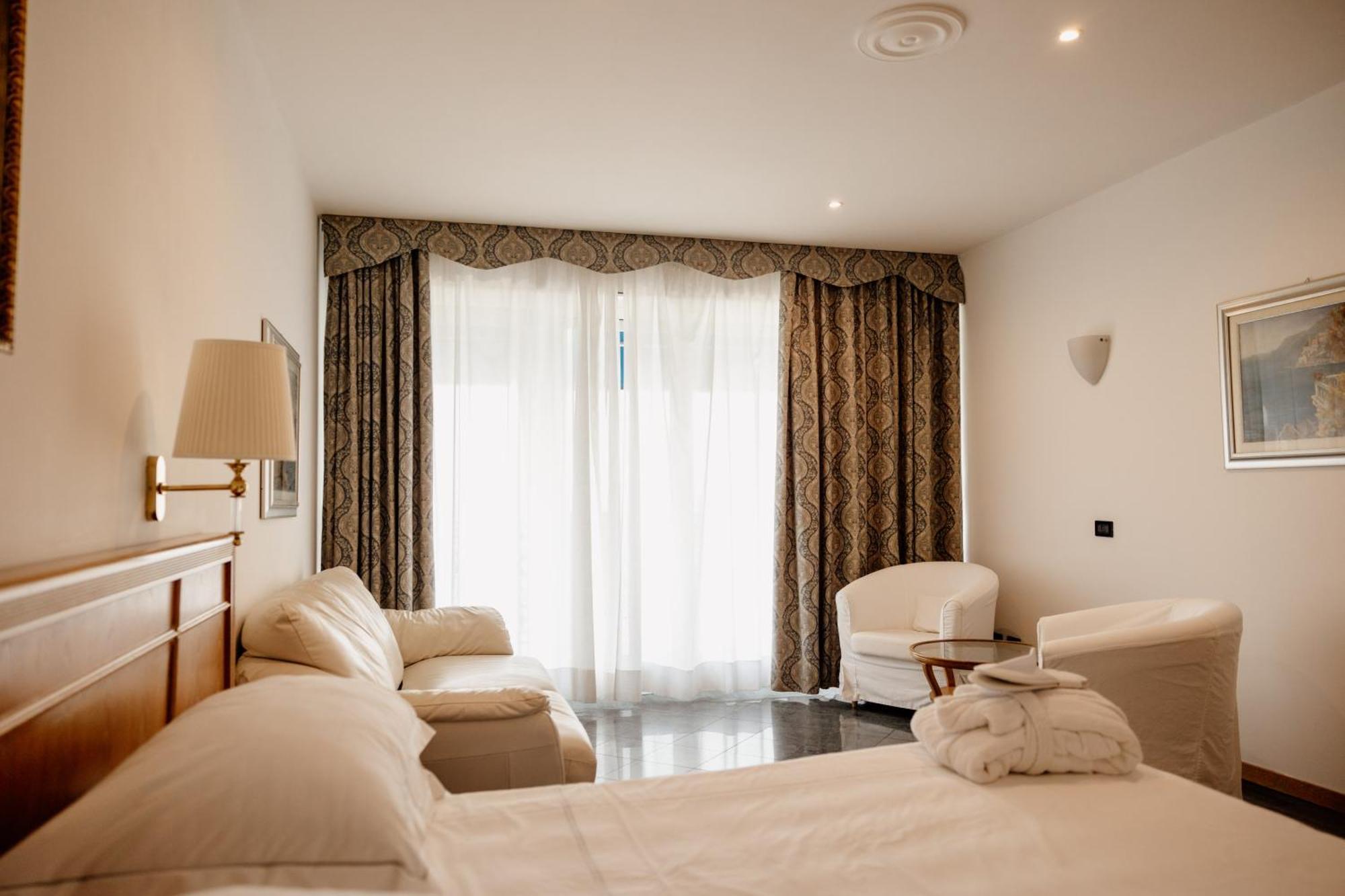 Grand Hotel Mediterranee Alassio Exterior photo